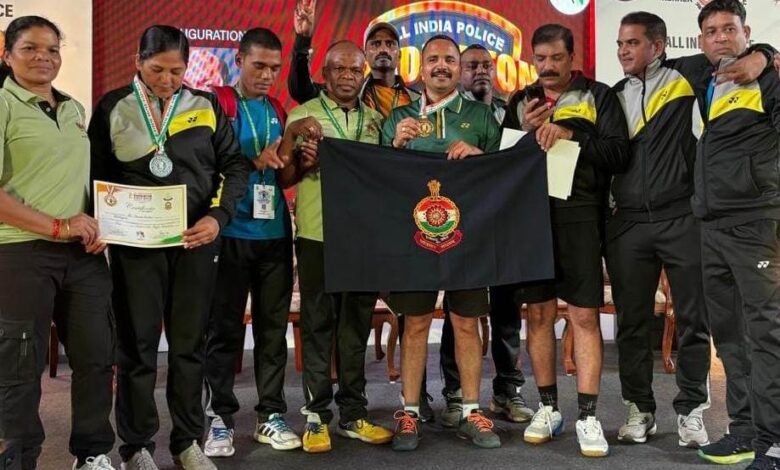 आईपीएस सूरज सिंह परिहार और डीएसपी आकर्षि कश्यप की जोड़ी ने हासिल किया स्वर्ण पदक आईपीएस सूरज सिंह परिहार और डीएसपी आकर्षि कश्यप की जोड़ी ने हासिल किया स्वर्ण पदक