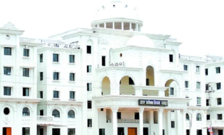 रायपुर। आज नगर निगम कमिश्नर विश्वदीप के ऑर्डर ऑफर जोन 2 कमिश्नर कमिश्नर।