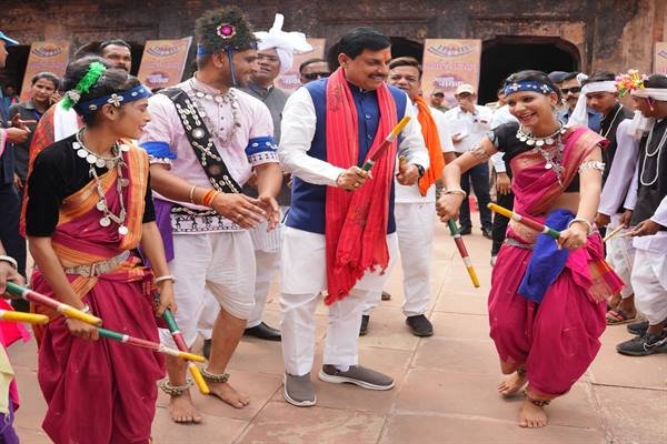 हृदय शाह के मोतीमहल, रानीमहल सहित शंकर शाह, रघुनाथ शाह एवं रानी दुर्गावती के स्मारकों का किया जाएगा विकास : मुख्यमंत्री डॉ. यादव