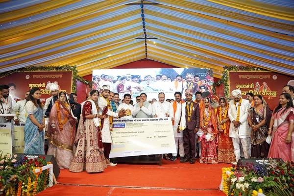 रामपुरा में मुख्यमंत्री कन्या विवाह योजना के तहत 1247 कन्याओं का विवाह, सीएम हुए शामिल