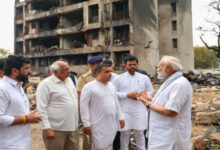 पीएम मोदी अहमदाबाद एयरपोर्ट पहुंचे, विमान हादसे का लिया जायजा
