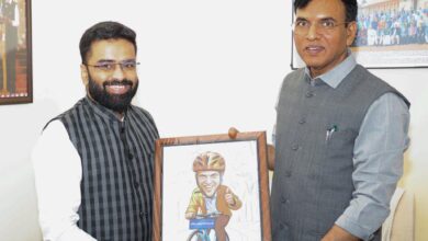 भारतीय जनता युवा मोर्चा सदस्य  सिद्धांत शर्मा ने दी केंद्रीय खेल मंत्री मनसुख मांडविया को जन्मदिन की बधाई