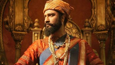 विक्की कौशल की फिल्म का नहीं हिला पाया कोई सिंहासन विक्की कौशल की फिल्म का नहीं हिला पाया कोई सिंहासन