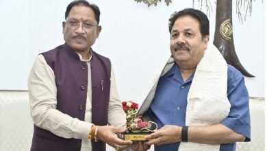 मुख्यमंत्री साय से बीसीसीआई उपाध्यक्ष राजीव शुक्ला ने की मुलाकात मुख्यमंत्री साय से बीसीसीआई उपाध्यक्ष राजीव शुक्ला ने की मुलाकात