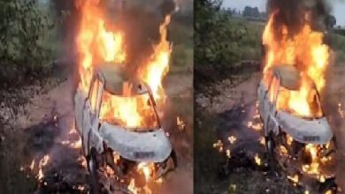 कार हादसे में परिवार के पांच सदस्यों की जलकर मौत कार हादसे में परिवार के पांच सदस्यों की जलकर मौत