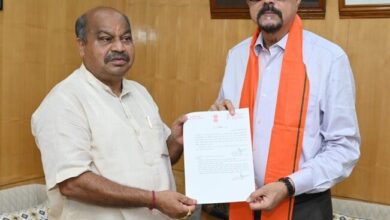 राज्यपाल डेका ने रथ यात्रा महोत्सव के लिए दिए 1 लाख रूपए स्वेच्छानुदान राज्यपाल डेका ने रथ यात्रा महोत्सव के लिए दिए 1 लाख रूपए स्वेच्छानुदान