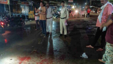 दो युवकों के बीच विवाद, खूनी संघर्ष, ताबड़तोड़ चाकू से वार