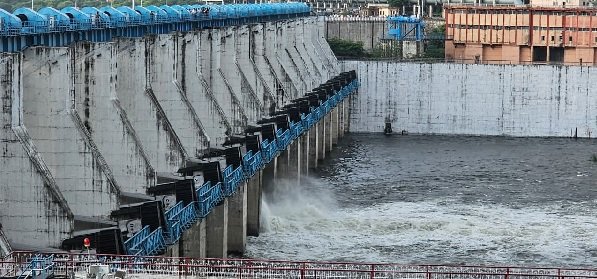 खुला बीसलपुर बांध के गेट, आसपास रहने वालों से अलर्ट रहने की अपील खुला बीसलपुर बांध के गेट, आसपास रहने वालों से अलर्ट रहने की अपील