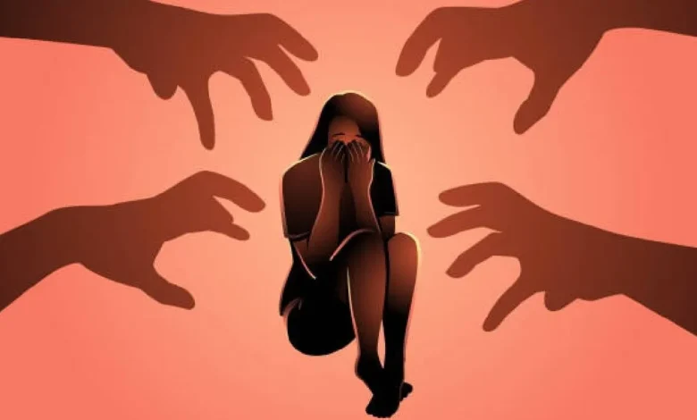 एनएचआरसी ने मध्य प्रदेश में 20 वर्षीय युवती के साथ कथित सामूहिक बलात्कार का लिया स्वतः संज्ञान एनएचआरसी ने मध्य प्रदेश में 20 वर्षीय युवती के साथ कथित सामूहिक बलात्कार का लिया स्वतः संज्ञान