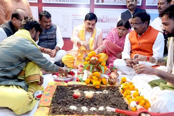 हर काल और हर युग में रही है उज्जैन की गौरव गाथा : मुख्यमंत्री डॉ. यादव हर काल और हर युग में रही है उज्जैन की गौरव गाथा : मुख्यमंत्री डॉ. यादव