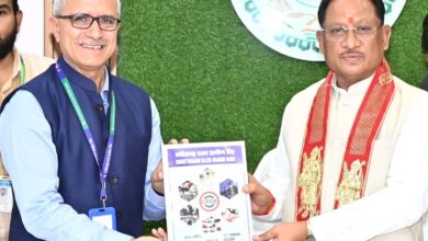 पूरे प्रदेश के लिए डिजिटल स्वास्थ्य सेवाओं में एक अनुकरणीय मॉडल बनकर उभर रहा है बस्तर संभाग पूरे प्रदेश के लिए डिजिटल स्वास्थ्य सेवाओं में एक अनुकरणीय मॉडल बनकर उभर रहा है बस्तर संभाग