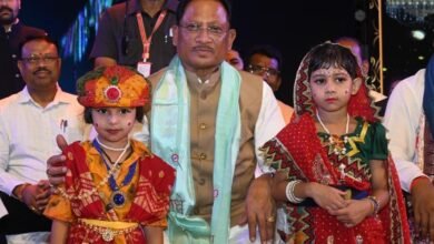 श्रीकृष्ण जन्माष्टमी उत्सव में उमड़ा आस्था का सैलाब : मुख्यमंत्री श्री विष्णु देव साय हुए शामिल श्रीकृष्ण जन्माष्टमी उत्सव में उमड़ा आस्था का सैलाब : मुख्यमंत्री श्री विष्णु देव साय हुए शामिल