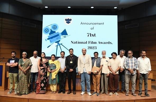 12वीं फेल को सर्वश्रेष्ठ फीचर फिल्म का पुरस्कार, सर्वश्रेष्ठ गैर-फीचर फिल्म से फ्लावरिंग मैन पुरस्कृत 12वीं फेल को सर्वश्रेष्ठ फीचर फिल्म का पुरस्कार, सर्वश्रेष्ठ गैर-फीचर फिल्म से फ्लावरिंग मैन पुरस्कृत