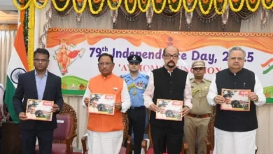 राज्यपाल डेका ने संवृत्ति बुक का किया विमोचन राज्यपाल डेका ने संवृत्ति बुक का किया विमोचन