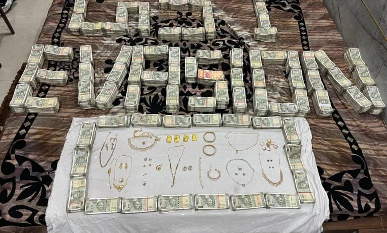 करोड़ों रूपए की जीएसटी चोरी का खुलासा: 170 से अधिक बोगस फर्म बनाकर की जीएसटी चोरी करोड़ों रूपए की जीएसटी चोरी का खुलासा: 170 से अधिक बोगस फर्म बनाकर की जीएसटी चोरी