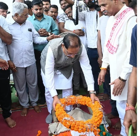 मुख्यमंत्री साय ने पूर्व प्रांत प्रचारक शांताराम को दी श्रद्धांजलि