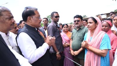 प्रशासन की तत्परता: बाढ़ प्रभावितों को मिला राशन प्रशासन की तत्परता: बाढ़ प्रभावितों को मिला राशन