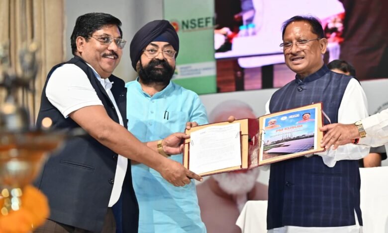 प्रदेश में सौर ऊर्जा के उपभोक्ता ऊर्जा उत्पादक के साथ-साथ बन रहे हैं ऊर्जा दाता : मुख्यमंत्री श्री साय