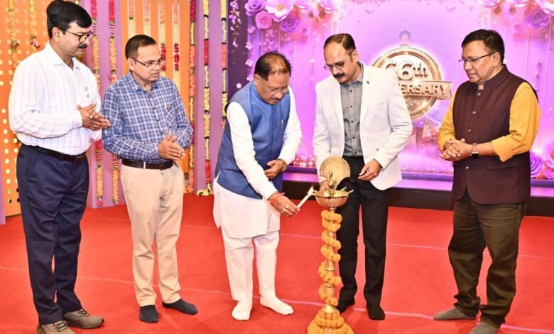 दूरदर्शन ने समाज को वैचारिक रूप से समृद्ध करने और संस्कारों को संवारने में निभाई महत्वपूर्ण भूमिका : मुख्यमंत्री श्री विष्णु देव साय दूरदर्शन ने समाज को वैचारिक रूप से समृद्ध करने और संस्कारों को संवारने में निभाई महत्वपूर्ण भूमिका : मुख्यमंत्री श्री विष्णु देव साय