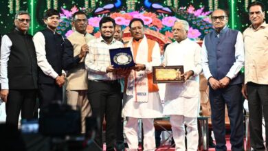 मुख्यमंत्री श्री विष्णु देव साय “अग्रसेन जयंती महोत्सव 2025” समारोह में हुए शामिल मुख्यमंत्री श्री विष्णु देव साय “अग्रसेन जयंती महोत्सव 2025” समारोह में हुए शामिल