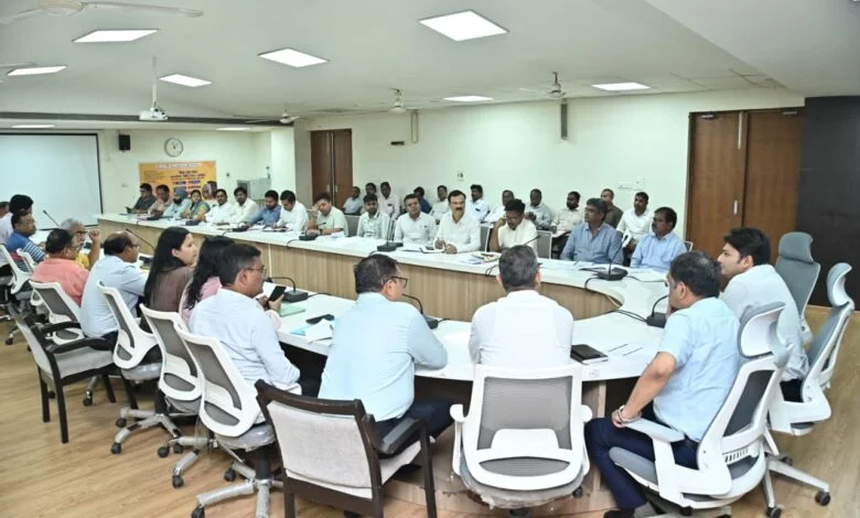 सिंगल यूज प्लास्टिक के विरूद्ध अभियान चलाने और रैन वाटर हार्वेस्टिंग सिस्टम नहीं लगवाने पर एफडीआर राशि राजसात करने के निर्देश