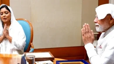 प्रधानमंत्री के साथ सिख संगत की बैठक में प्रसिद्ध गायिका हर्षदीप कौर ने मूल मंत्र का किया सुंदर गायन प्रस्तुत