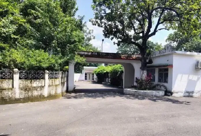 मनेन्द्रगढ़ विश्रामगृह में अब बिना अनुमति प्रवेश बैन, आदेश लागू