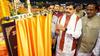 मुख्यमंत्री ने महाकाल लोक परिसर में वाटर स्क्रीन प्रोटेक्शन और फाउंटेन शो का किया लोकार्पण मुख्यमंत्री ने महाकाल लोक परिसर में वाटर स्क्रीन प्रोटेक्शन और फाउंटेन शो का किया लोकार्पण