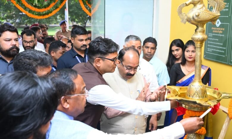 मुख्यमंत्री साय ने रतनपुर महामाया मंदिर में नवरात्रि पर की पूजा अर्चना