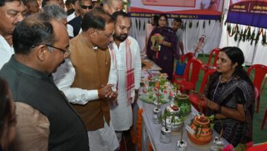 छत्तीसगढ़ के चहुंमुखी विकास के लिए हमारी सरकार प्रतिबद्ध : मुख्यमंत्री श्री विष्णु देव साय छत्तीसगढ़ के चहुंमुखी विकास के लिए हमारी सरकार प्रतिबद्ध : मुख्यमंत्री श्री विष्णु देव साय