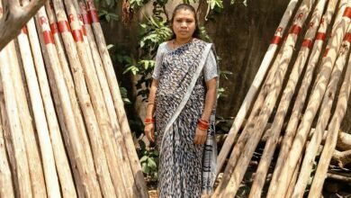 सेंट्रिंग प्लेट्स से मिला दी रश्मि के सपनों को सहारा….