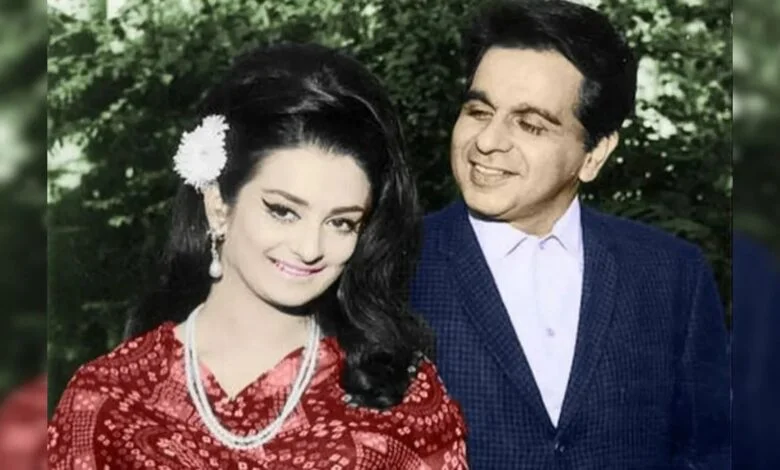 सायरा बानो ने दिलीप कुमार संग सगाई की सालगिरह पर शेयर की अनमोल यादें, लिखा भावुक पोस्ट