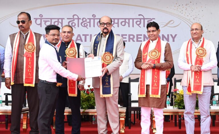 अनुशासित और समय के पाबंद होंगे तो सफलता अवश्य मिलेगी- राज्यपाल श्री डेका