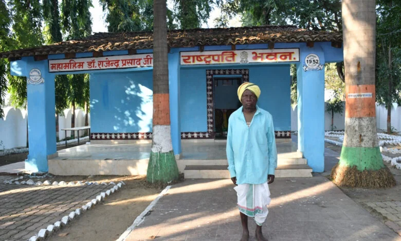 पंडो समाज के बसंत को 73 साल बाद फिर राष्ट्रपति से मिलने की आस