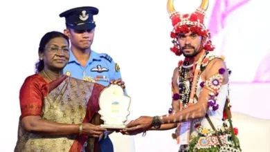 लोक कला महोत्सव में लिंगों घोटुल मांदरी नृत्य दल प्रथम कोण्डागांव जिले का बढ़ाया मान लोक कला महोत्सव में लिंगों घोटुल मांदरी नृत्य दल प्रथम कोण्डागांव जिले का बढ़ाया मान