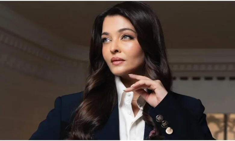 अदाकारा ऐश्वर्या राय बच्चन आज मना रही हैं अपना 52वां जन्मदिन, मिस वर्ल्ड से लेकर बॉलीवुड तक का सफर अदाकारा ऐश्वर्या राय बच्चन आज मना रही हैं अपना 52वां जन्मदिन, मिस वर्ल्ड से लेकर बॉलीवुड तक का सफर