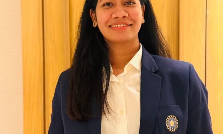 भारतीय महिला क्रिकेट टीम की ऐतिहासिक विश्व कप विजय ने पूरे देश का सिर गर्व से ऊँचा कर दिया है।