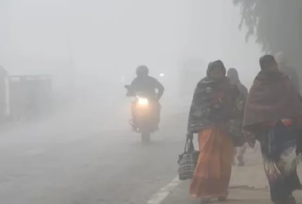 उत्तर और मध्य भारत में ठंड ने पकड़ी रफ्तार: IMD की चेतावनी, कई राज्यों में बारिश-बर्फबारी से गिरेगा तापमान