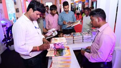 लोगों ने जनसम्पर्क विभाग की फोटो प्रदर्शनी को सराहा लोगों ने जनसम्पर्क विभाग की फोटो प्रदर्शनी को सराहा