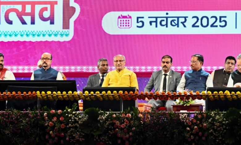 उपराष्ट्रपति श्री सी. पी. राधाकृष्णन ने महिलाओं के नेतृत्व वाले विकास और जमीनी स्तर पर लोकतंत्र के मॉडल के रूप में ‘लखपति दीदी’ पहल की सराहना की