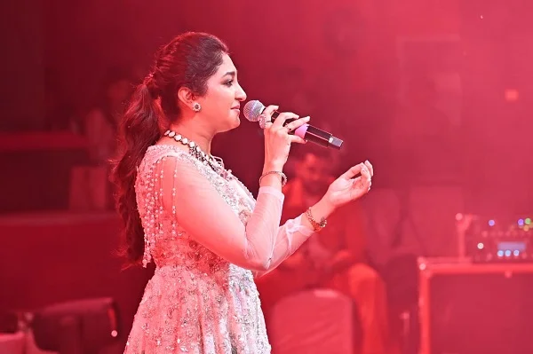 भूमि त्रिवेदी के सुरों की थिरकन, ऊषा बारले की पंडवानी का असर और सूफी संगीत की रूहानी महक