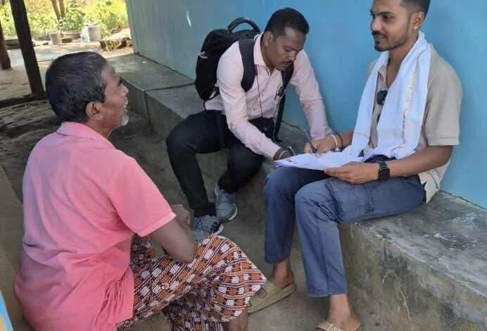 पहाड़-नदियों को पार कर हर मतदाता तक पहुँच रहा लोकतंत्र का संदेश