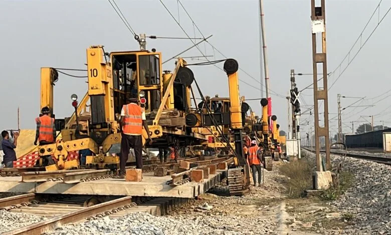 रायगढ़-कोतरलिया रेलखंड में नॉन-इंटरलॉकिंग कार्य एवं चक्रधर नगर स्टेशन की सफल कमीशनिंग