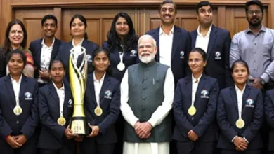 PM ने टी-20 क्रिकेट विश्व कप विजेता भारतीय महिला दृष्टिबाधित खिलाड़ियों से बातचीत की PM ने टी-20 क्रिकेट विश्व कप विजेता भारतीय महिला दृष्टिबाधित खिलाड़ियों से बातचीत की