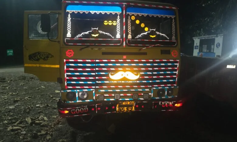 अवैध खनन और परिवहन पर जिला प्रशासन की सख्त कार्रवाई, 5 वाहन जब्त अवैध खनन और परिवहन पर जिला प्रशासन की सख्त कार्रवाई, 5 वाहन जब्त