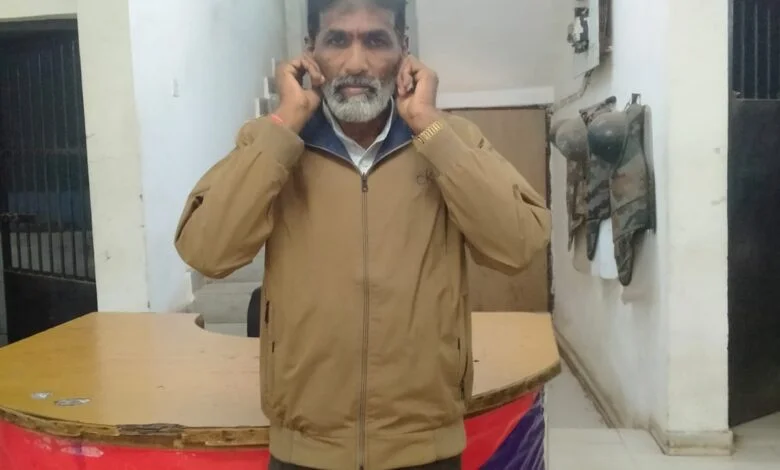 पुलिस का नाम लेकर धौंस दिखाने वाले कार पार्किग संचालक के विरूद्ध कार्यवाही