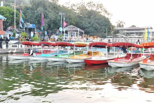 भोपाल में मिलेगा कश्मीर का अनुभव, मुख्यमंत्री यादव बड़े तालाब में शिकारा नाव का करेंगे शुभारंभ