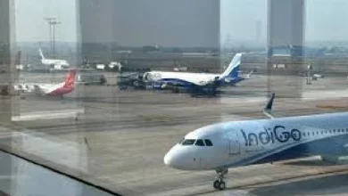 दिल्ली और मुंबई हवाई अड्डों पर आज भी उड़ानें रद्द, एडवाइजरी जारी