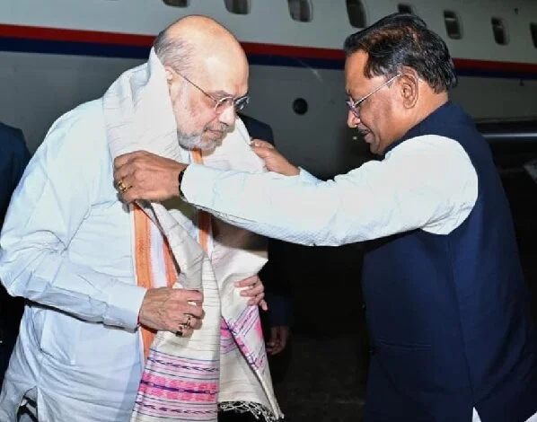 मुख्यमंत्री साय ने अमित शाह का विमानतल पर किया स्वागत