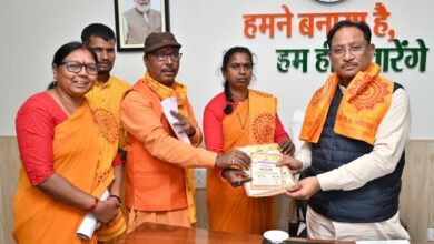 मुख्यमंत्री से अखिल विश्व गायत्री परिवार के सदस्यों ने सौजन्य मुलाकात की मुख्यमंत्री से अखिल विश्व गायत्री परिवार के सदस्यों ने सौजन्य मुलाकात की